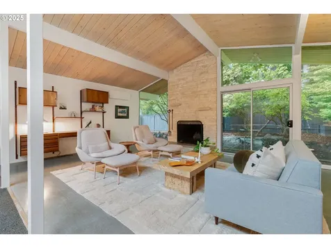 8475 SW Bohmann Parkway Portland OR 97223