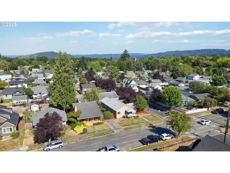 567 20th Avenue Longview WA 98632