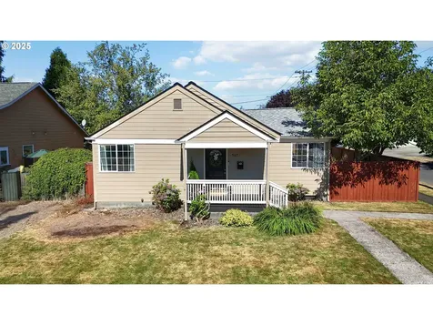567 20th Avenue Longview WA 98632