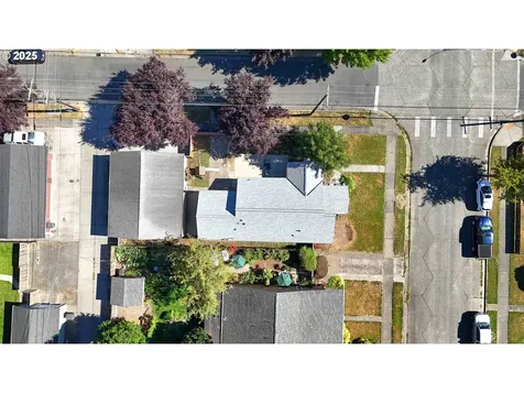567 20th Avenue Longview WA 98632