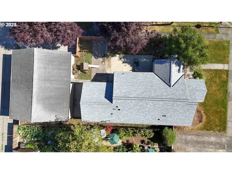 567 20th Avenue Longview WA 98632