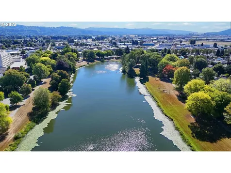 567 20th Avenue Longview WA 98632