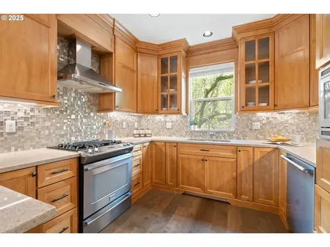 1805 N Kilpatrick Street Portland OR 97217