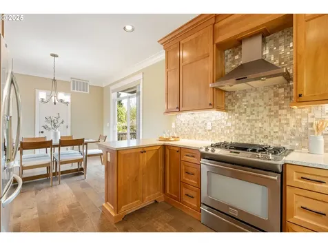 1805 N Kilpatrick Street Portland OR 97217