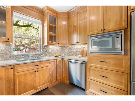 1805 N Kilpatrick Street Portland OR 97217