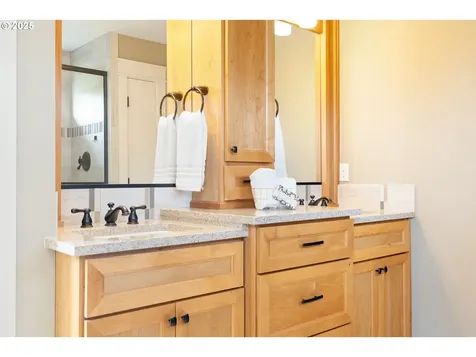 1805 N Kilpatrick Street Portland OR 97217