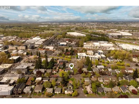 1805 N Kilpatrick Street Portland OR 97217