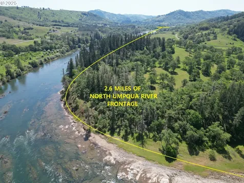 1104 Rio Nes Lane Roseburg OR 97470