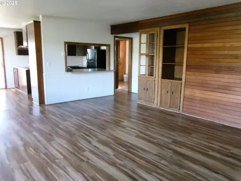 1104 Rio Nes Lane Roseburg OR 97470