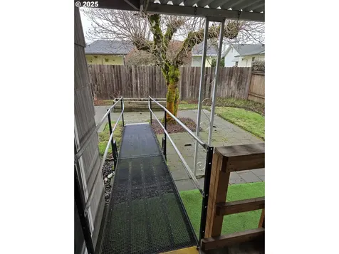 1355 Rainier Road Woodburn OR 97071