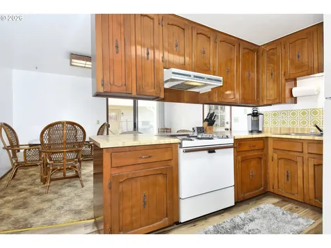 722 NE 197th Avenue Portland OR 97230
