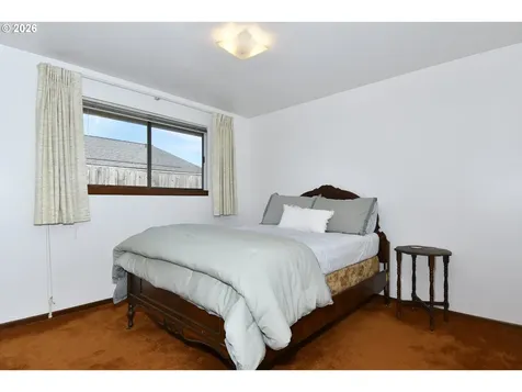 722 NE 197th Avenue Portland OR 97230
