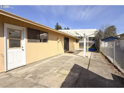722 NE 197th Avenue Portland OR 97230