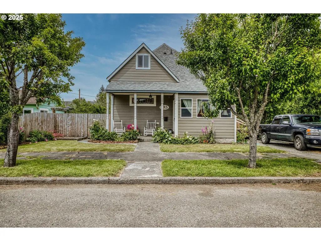 315 Ash Street Myrtle Point OR 97458