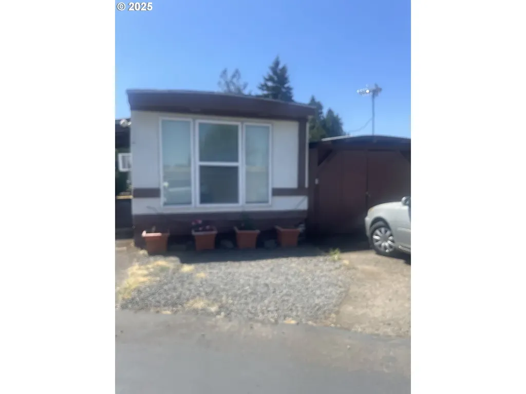 620 SE 2nd Avenue Canby OR 97013