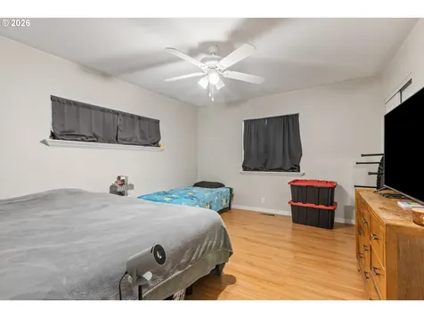 1993 Linnell Avenue Roseburg OR 97471