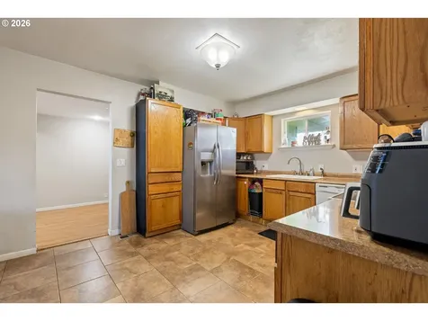 1993 Linnell Avenue Roseburg OR 97471