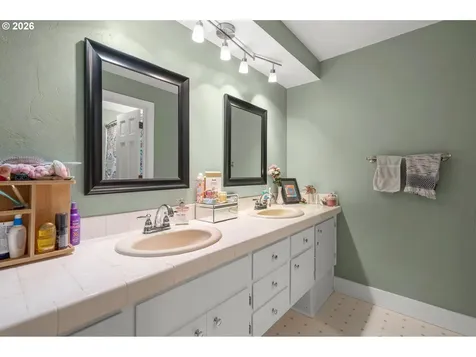 2696 Terrace View Drive Eugene OR 97405