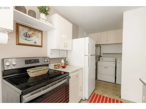 5923 SE Franklin Street Portland OR 97206