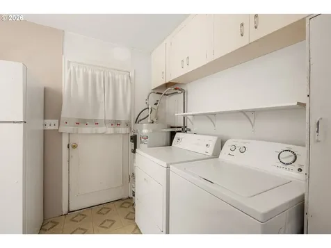 5923 SE Franklin Street Portland OR 97206