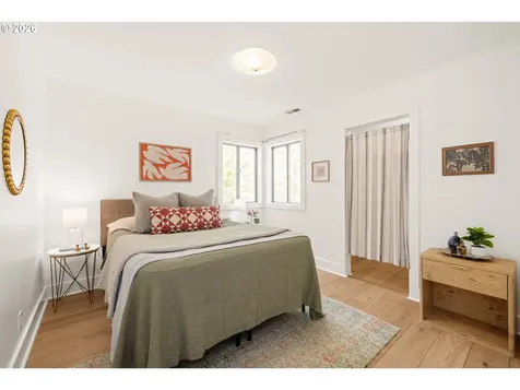 5923 SE Franklin Street Portland OR 97206