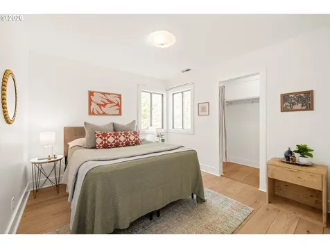 5923 SE Franklin Street Portland OR 97206