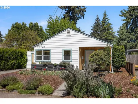 5923 SE Franklin Street Portland OR 97206