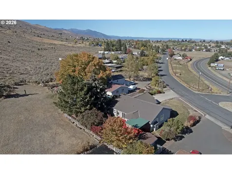 137 Foothill Drive Baker City OR 97814