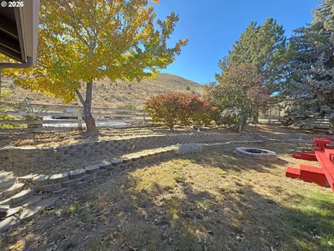 137 Foothill Drive Baker City OR 97814