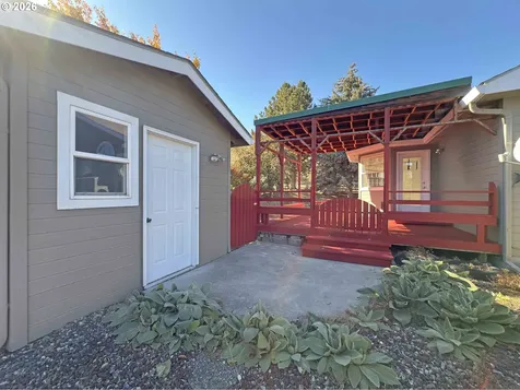137 Foothill Drive Baker City OR 97814