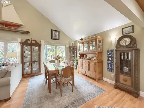 6931 Oakwood Court Brookings OR 97415