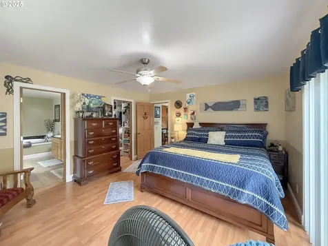 6931 Oakwood Court Brookings OR 97415