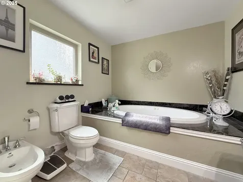 6931 Oakwood Court Brookings OR 97415
