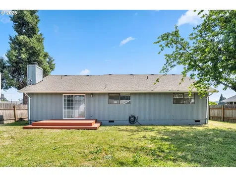 492 W Olympic Street Springfield OR 97477
