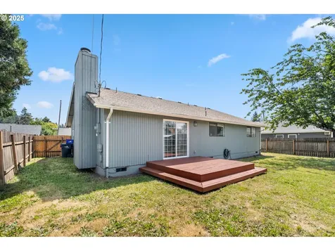 492 W Olympic Street Springfield OR 97477
