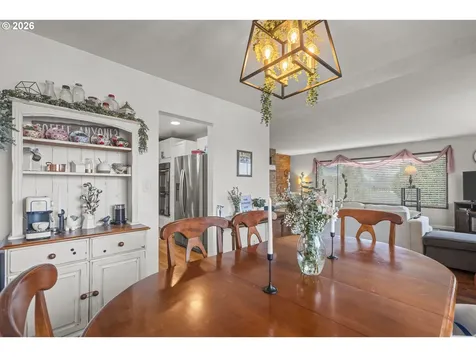 1470 Aerial Way SE Salem OR 97302