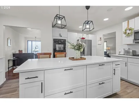 1470 Aerial Way SE Salem OR 97302