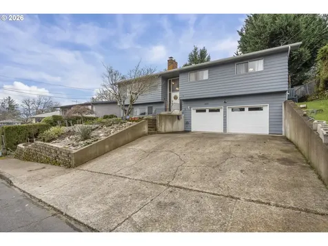 1470 Aerial Way SE Salem OR 97302