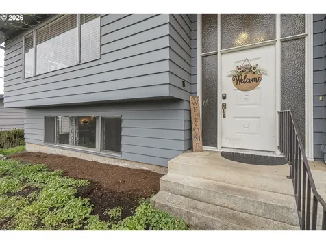 1470 Aerial Way SE Salem OR 97302