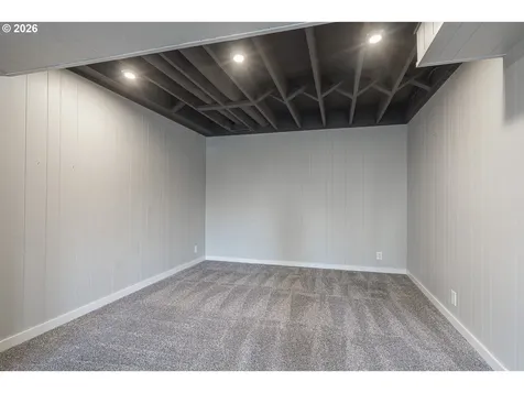 1470 Aerial Way SE Salem OR 97302