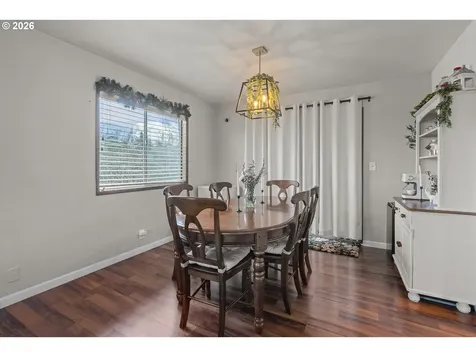 1470 Aerial Way SE Salem OR 97302
