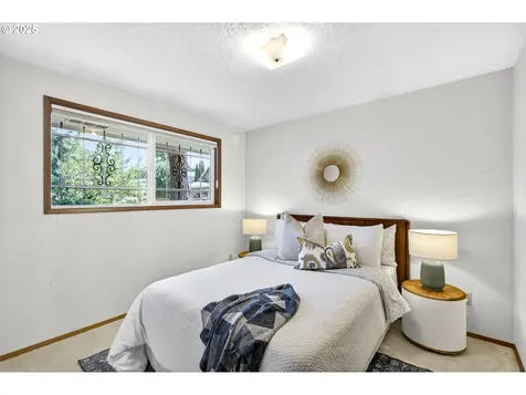 7806 N Washburne Avenue Portland OR 97217