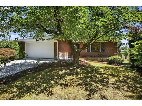 7806 N Washburne Avenue Portland OR 97217