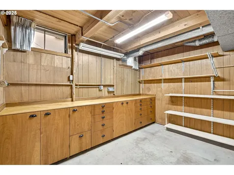 7806 N Washburne Avenue Portland OR 97217