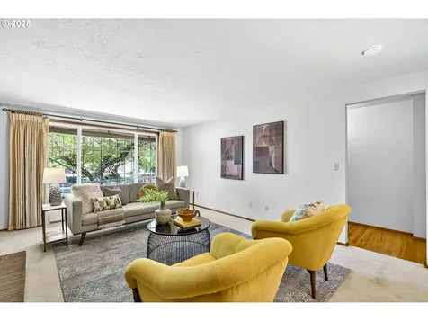 7806 N Washburne Avenue Portland OR 97217