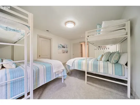 4304 SE Augusta Loop Gresham OR 97080