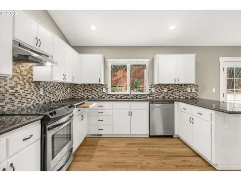 17200 Littlepage Avenue Sandy OR 97055
