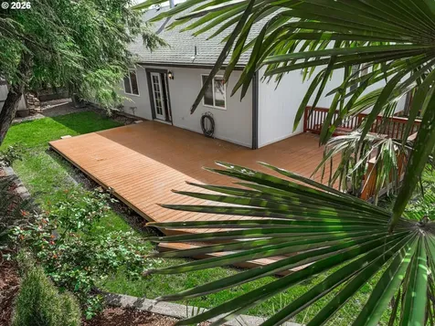 17200 Littlepage Avenue Sandy OR 97055