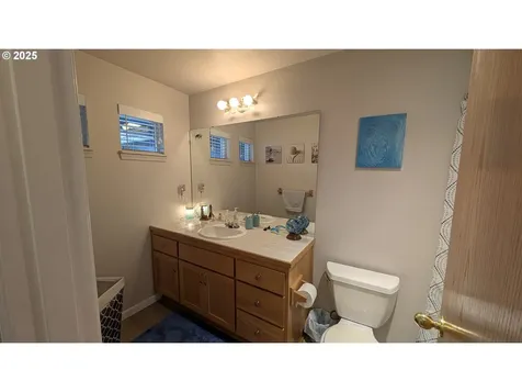383 Briana Lane Eugene OR 97404