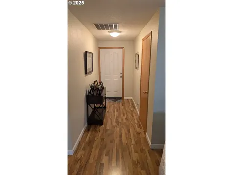 383 Briana Lane Eugene OR 97404